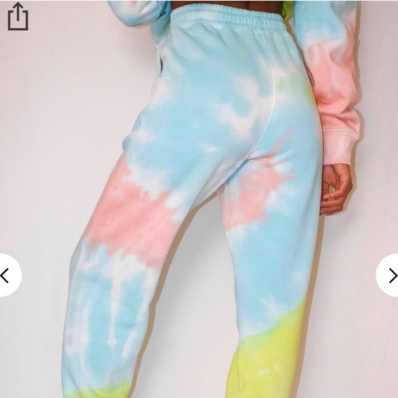 🔄 Playboy Pastel Tie Dye Oversized Joggers - Picture 5 of 6